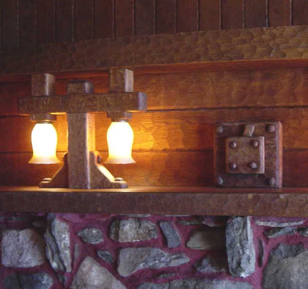 Lights and switches in dining room